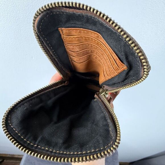 Harbour 2nd Mini Leather Phone Wallet Crossbody Bag – Adjustable Strap - Picture 5 of 14